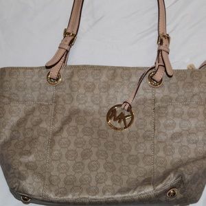 Michael Kors Shoulder Bag